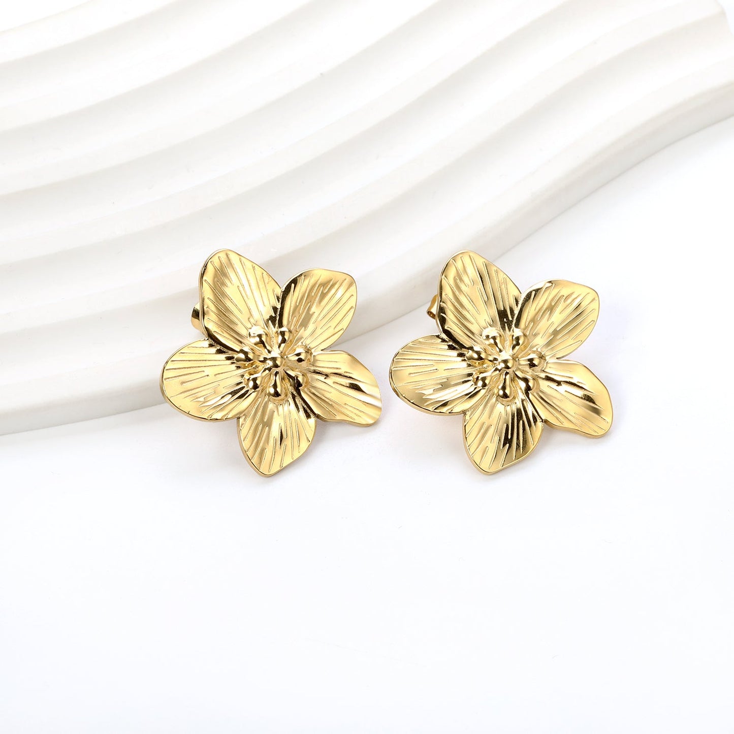 NOVA STUD LAVISH JEWELS