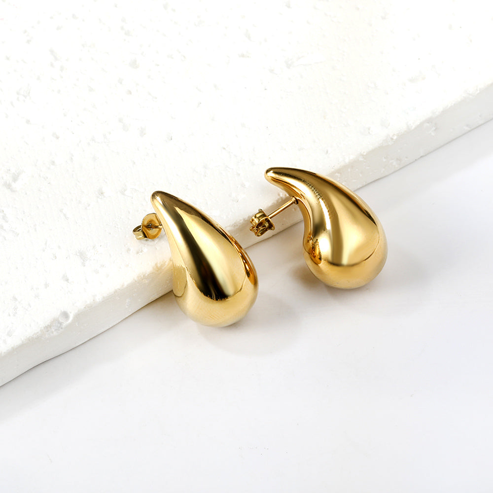 GLEAM STUD LAVISH JEWELS