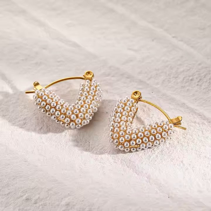 EON HUGGIE LAVISH JEWELS