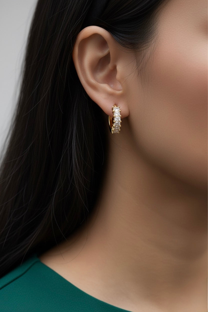 “Waterproof gold jewellery collection – stainless steel chains, bracelets, rings and earrings”