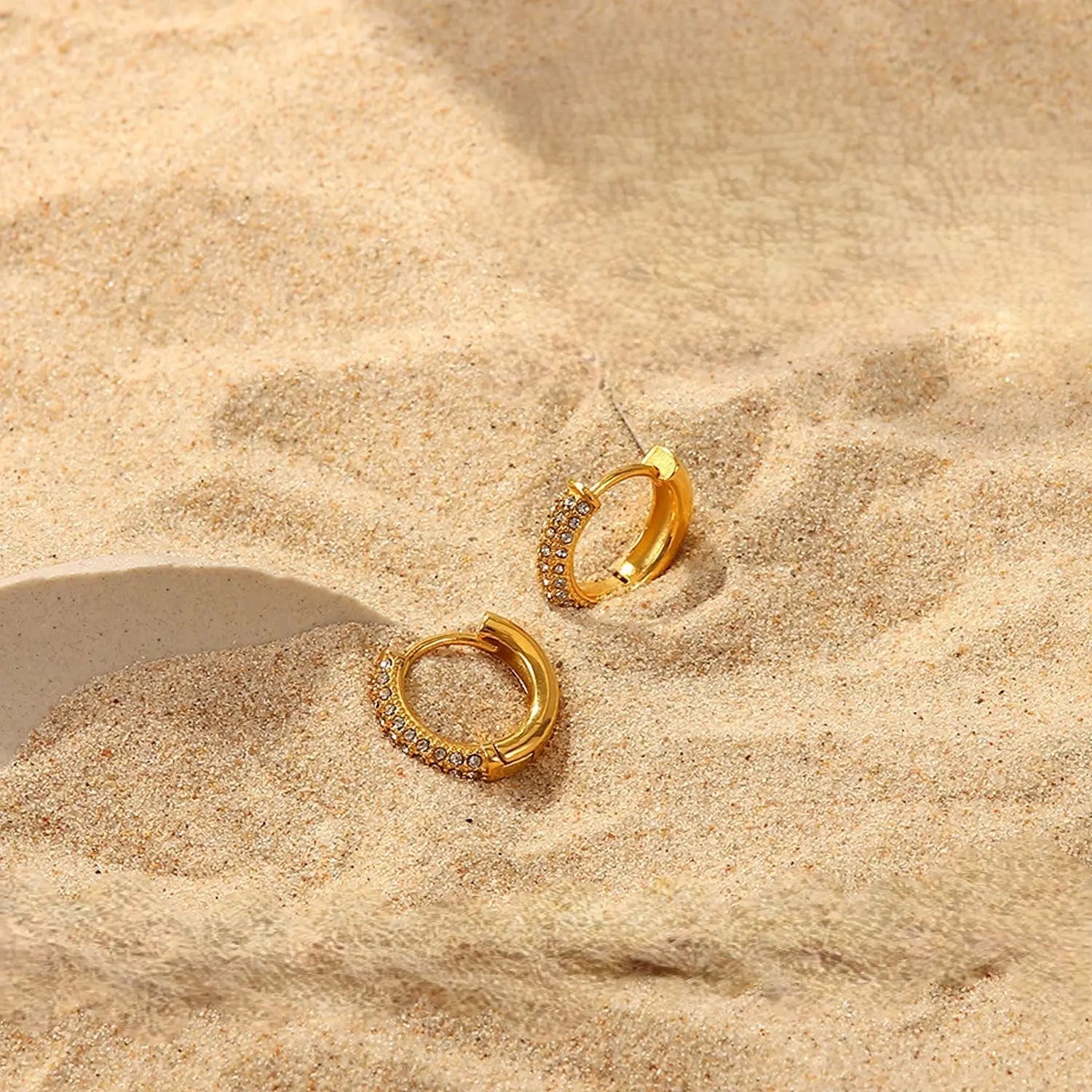 CASSARIA GOLD HUGGIE EARRINGS - LAVISH JEWELS18k PVD GOLD EARRING