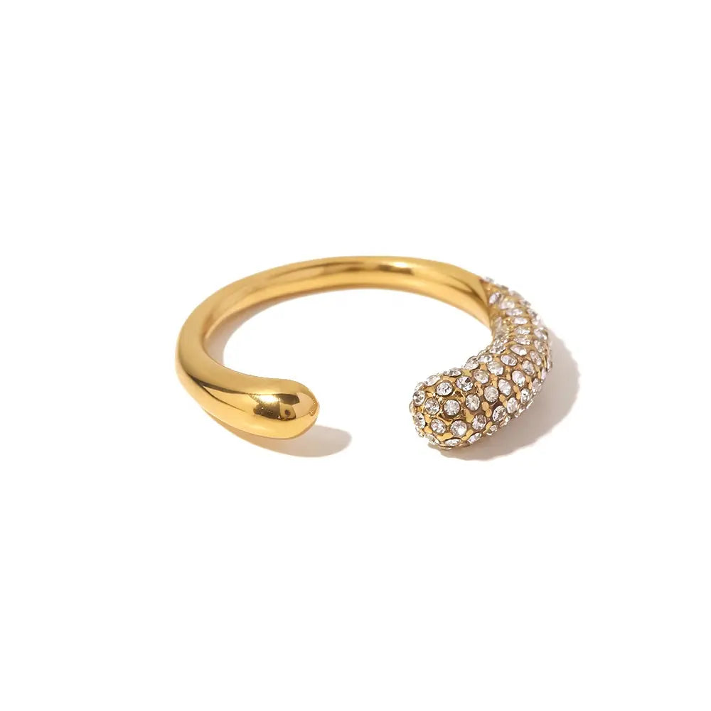 GOLDEN STONE RING LAVISH JEWELS