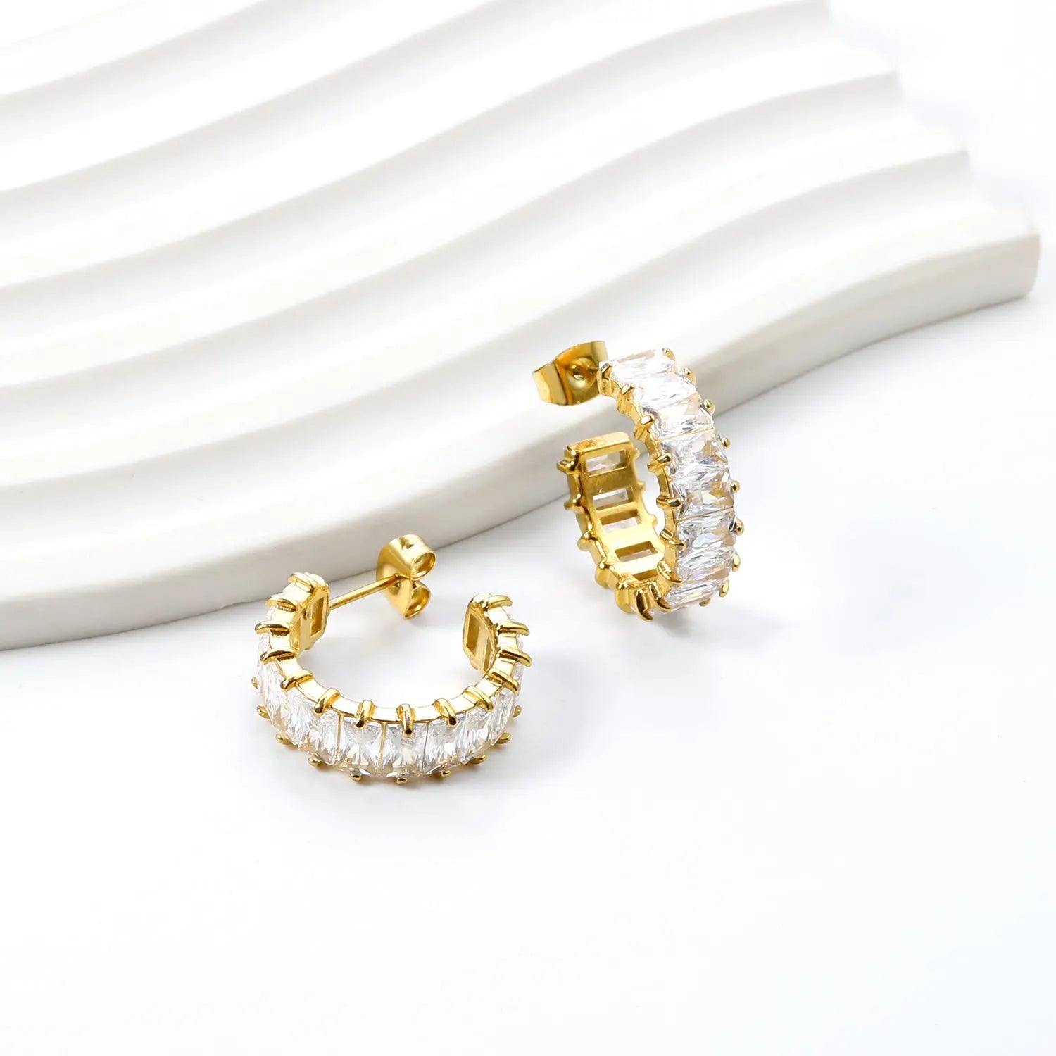 LOOPED HOOP GOLD EARRINGS LAVISH JEWELS